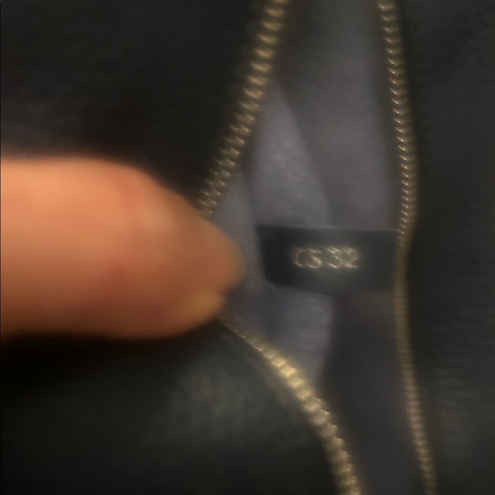 Tod’s Joy Large Tote Bag in Navy Blue Grained Leather - Picture 15 of 15